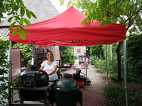 Easy-up tent 3x4,5 Solid 50 in kleur rood van BBQ Class