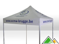 Het OCMW van Brugge koos voor een zilvergrijze vouwtent 3x3 met volledige bedrukking van het dakzeil.