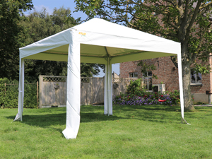 Robuuste partytent met PVC zeilen en 50 mm buizen