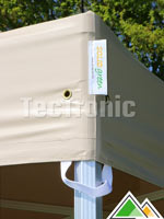 PVC vouwtent 3x3 met sterke lussen op de hoeken van het dak voor het eenvoudig aanbrengen op het frame