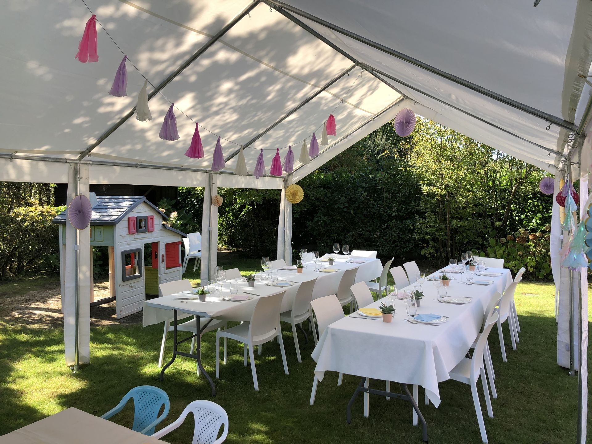 TecTronic partytent voor communie of lentefeest