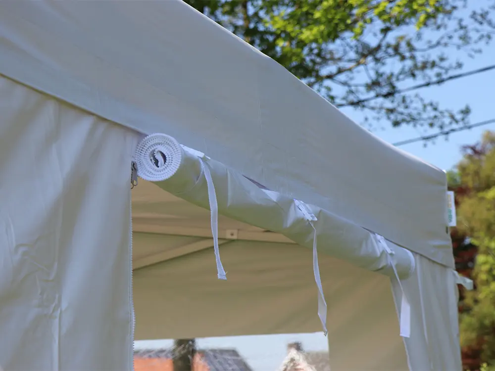 Vouwtent 3 x 6 m Solid 50 pvc zijwand met opgerolde deur
