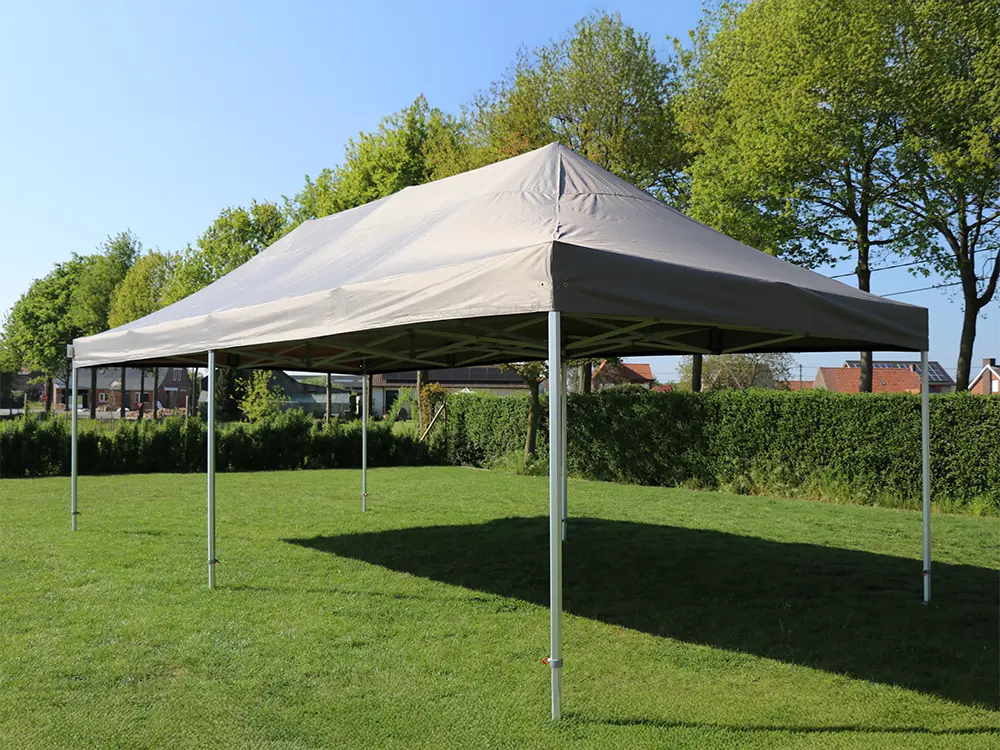 Vouwtent 4 x 8 m S50 taupe opgezet