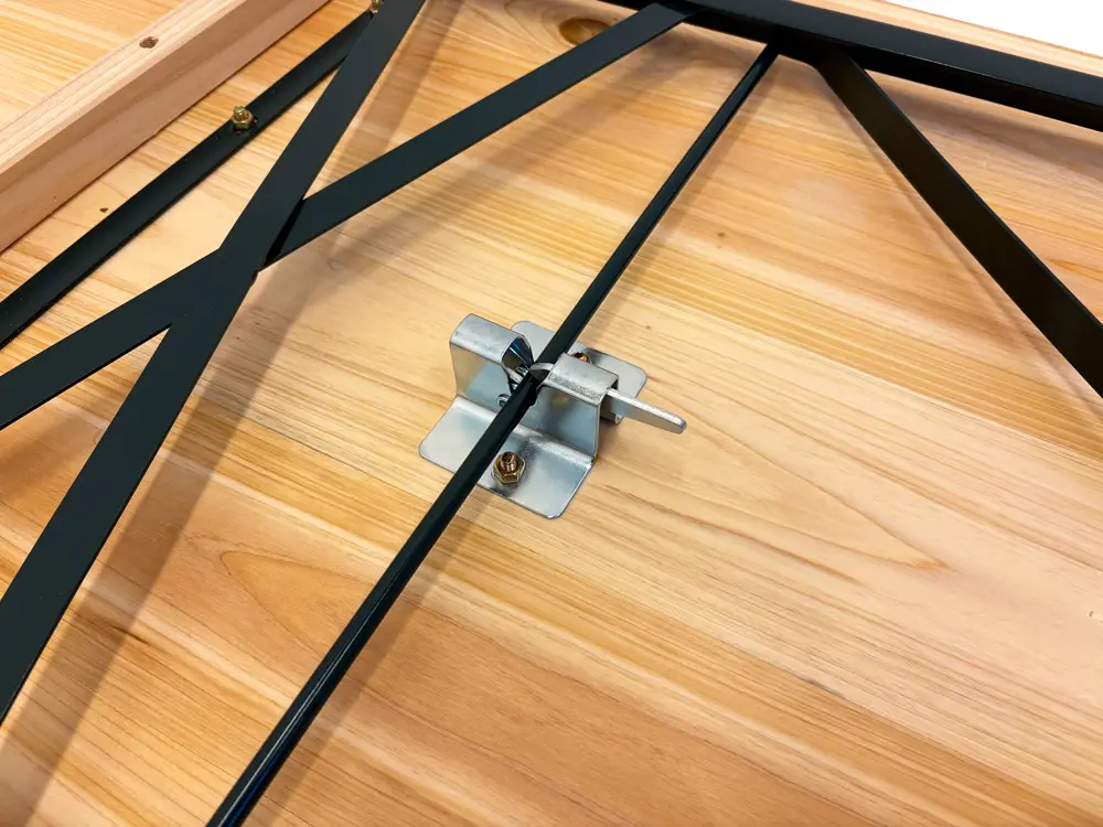 Groen inklapbaar frame van staal