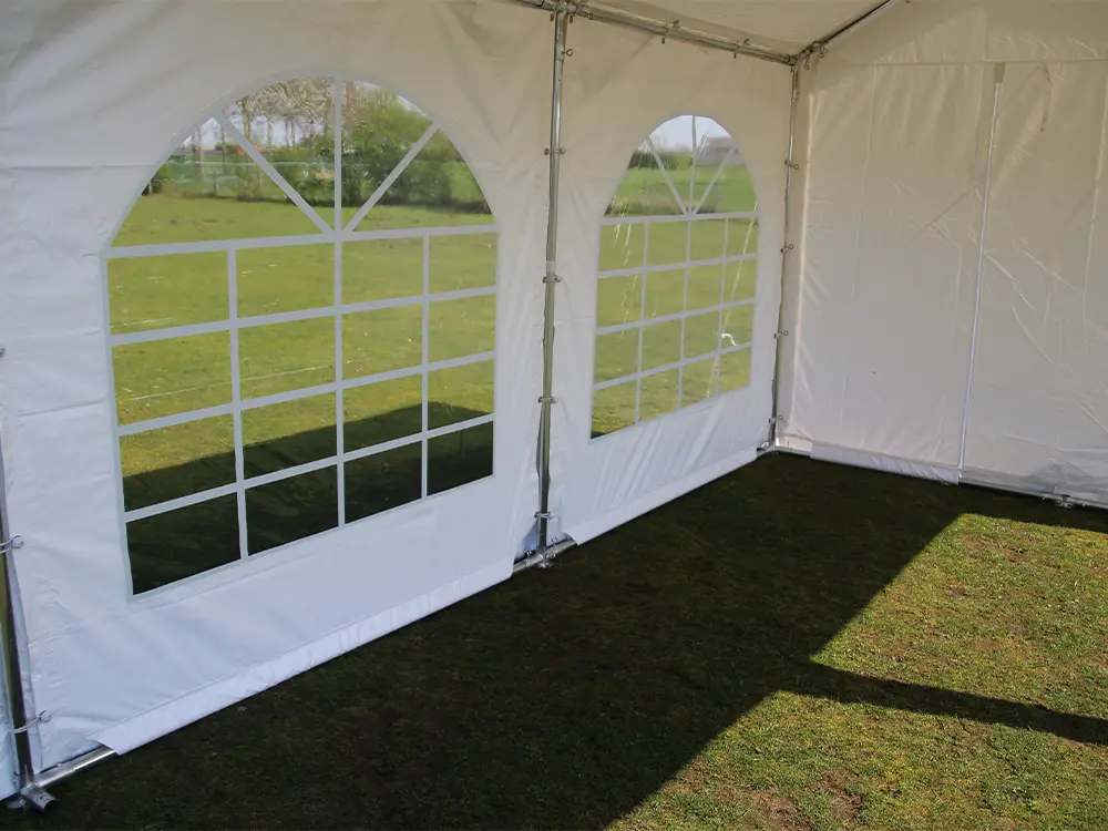 Grote kerkramen zijwanden pvc