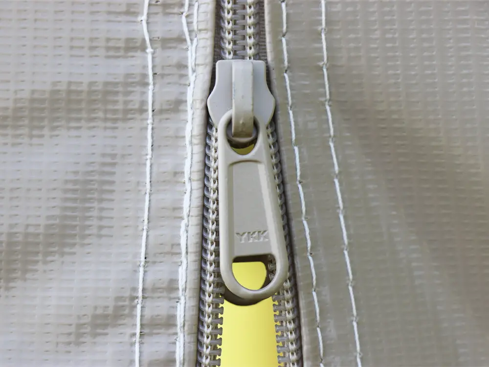 Rits YKK in zijwand met deur