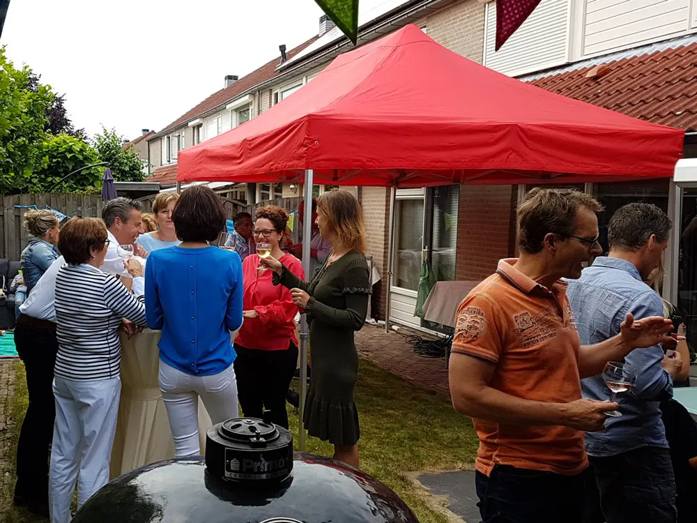 Einde reeks: easy-up tent 3 x 4,5 m Solid 50 (zonder zijwanden)